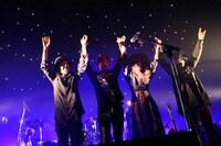 SHERBETS「20th Anniversary Tour 2018『8色目の虹』」東京・TSUTAYA O-EAST公演の様子。（写真提供：アリオラジャパン）