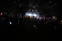 「A応P 3rd LIVE TOUR 2018-2019 ANIMETIC PLAYLIST えーおうぴーの こうげき！」の様子。（写真提供：AT-X）