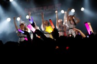 「A応P 3rd LIVE TOUR 2018-2019 ANIMETIC PLAYLIST えーおうぴーの こうげき！」の様子。（写真提供：AT-X）