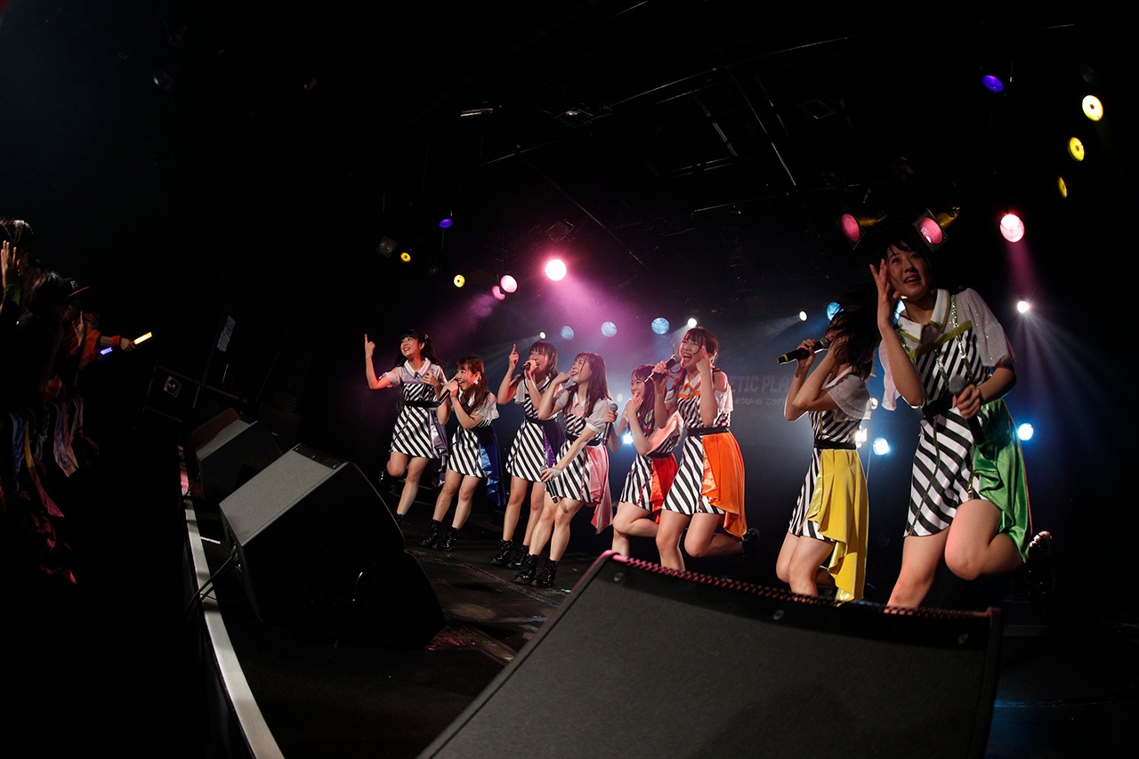 「A応P 3rd LIVE TOUR 2018-2019 ANIMETIC PLAYLIST えーおうぴーの こうげき！」の様子。（写真提供：AT-X）