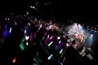 「A応P 3rd LIVE TOUR 2018-2019 ANIMETIC PLAYLIST えーおうぴーの こうげき！」の様子。（写真提供：AT-X）