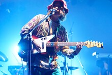 小原綾斗（G, Vo / Tempalay）