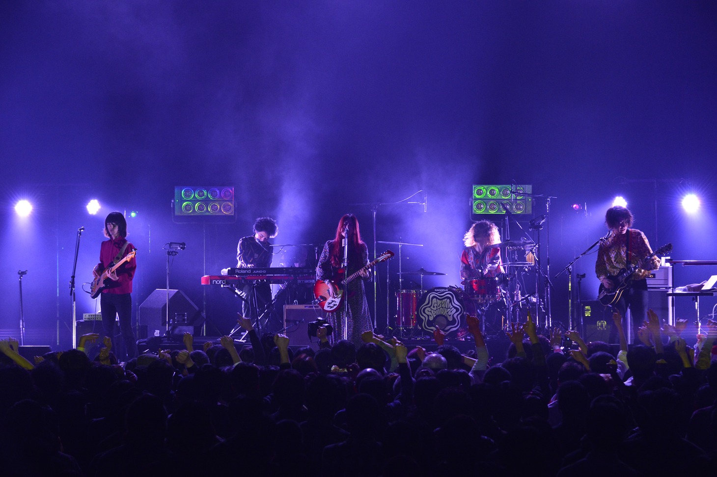 GLIM SPANKY