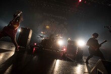 ヤバイTシャツ屋さん（Photo by KEIJU）