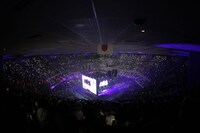 amazarashi「朗読演奏実験空間“新言語秩序”」の様子。