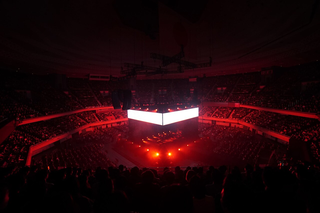 amazarashi 「新言語秩序」 日本武道館 amazarashi_newlogosorderLV.jpg