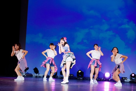 麻倉もも「LAWSON presents 麻倉もも Fantasic Live 2018 “Peachy!”」最終日の様子。（撮影：江藤はんな）