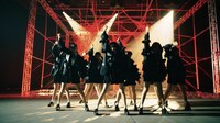 ラストアイドル「愛しか武器がない」ミュージックビデオのワンシーン。