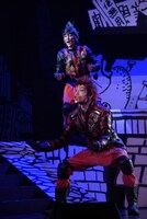 舞台「鉄コン筋クリート」公開ゲネプロより。