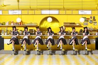 マウスコンピューターの新CM「マウスダイナー ウェイトレス編」撮影時の様子。