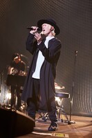 山田義孝（Vo）（撮影：岩﨑真子）