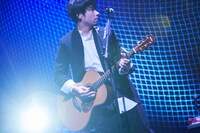 吉田結威（G, Vo）（撮影：岩﨑真子）