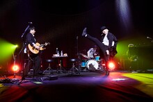 吉田山田「吉田山田ツアー2018 ＜Band Set＞」初日公演の様子。（撮影：岩﨑真子）