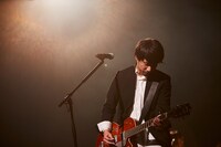 吉田結威（G, Vo）（撮影：岩﨑真子）
