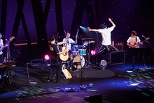 吉田山田「吉田山田ツアー2018 ＜Band Set＞」初日公演の様子。（撮影：岩﨑真子）