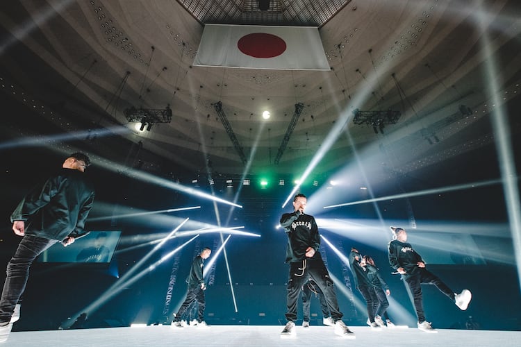 Bad Hop 幼なじみの地元ノリで川崎から武道館へ この国の音楽シーンを変えたい ライブレポート 写真10枚 音楽ナタリー
