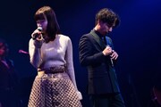 「清 竜人 ワンマンライブ2018秋」東京・TSUTAYA O-EAST公演より吉澤嘉代子と清竜人。（写真提供：キングレコード）