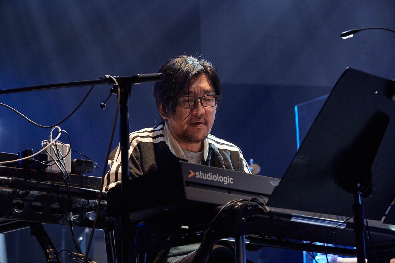 アーリー・キリンジより冨田恵一（Key）。（撮影：立脇卓）