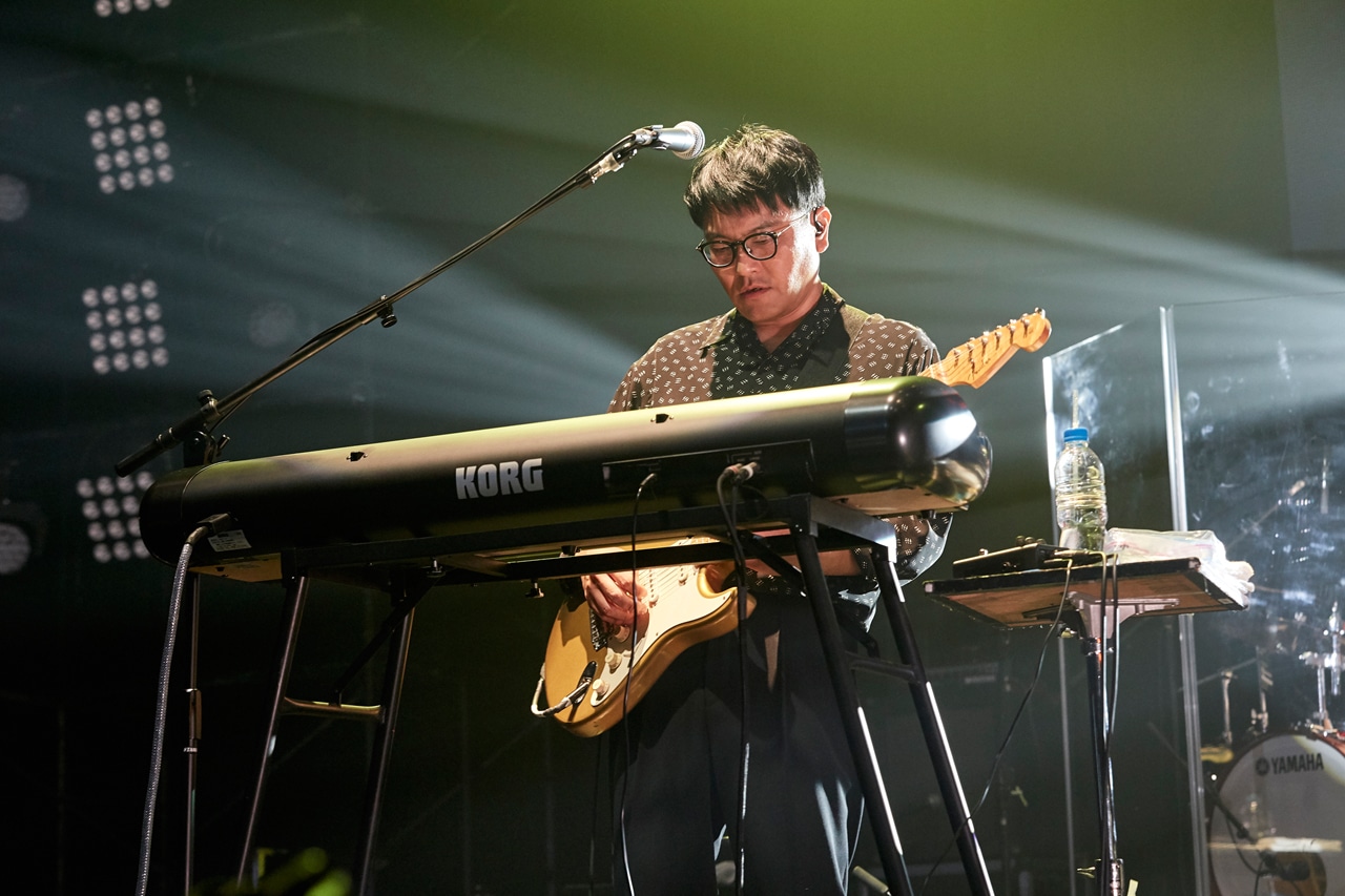 KIRINJI Part2より堀込高樹（G, Vo / KIRINJI）。（撮影：立脇卓）