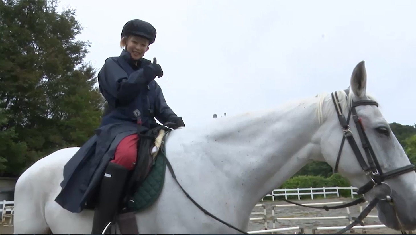「PORINの乗馬レッスン」のワンシーン。