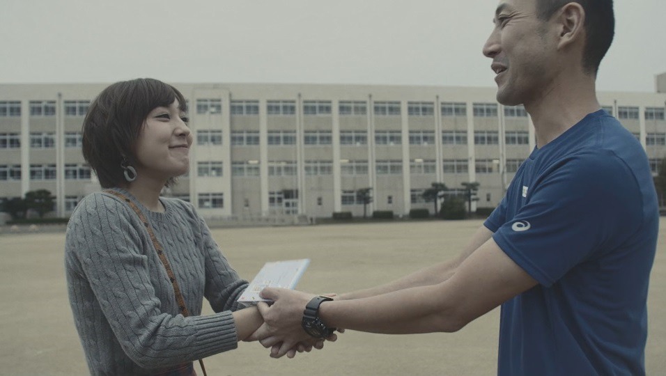 J☆Dee'Z「明日も、世界は回るから。」ドキュメンタリーミュージックビデオより。