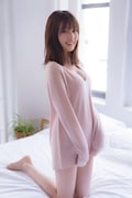 人気画像20位は「乃木坂46生田絵梨花2nd写真集はNY撮影、初のランジェリーショットに挑戦」より、生田絵梨花(乃木坂46)の2nd写真集「インターミッション」の掲載写真。