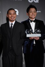 「GQ MEN OF THE YEAR 2018」を受賞した千鳥。
