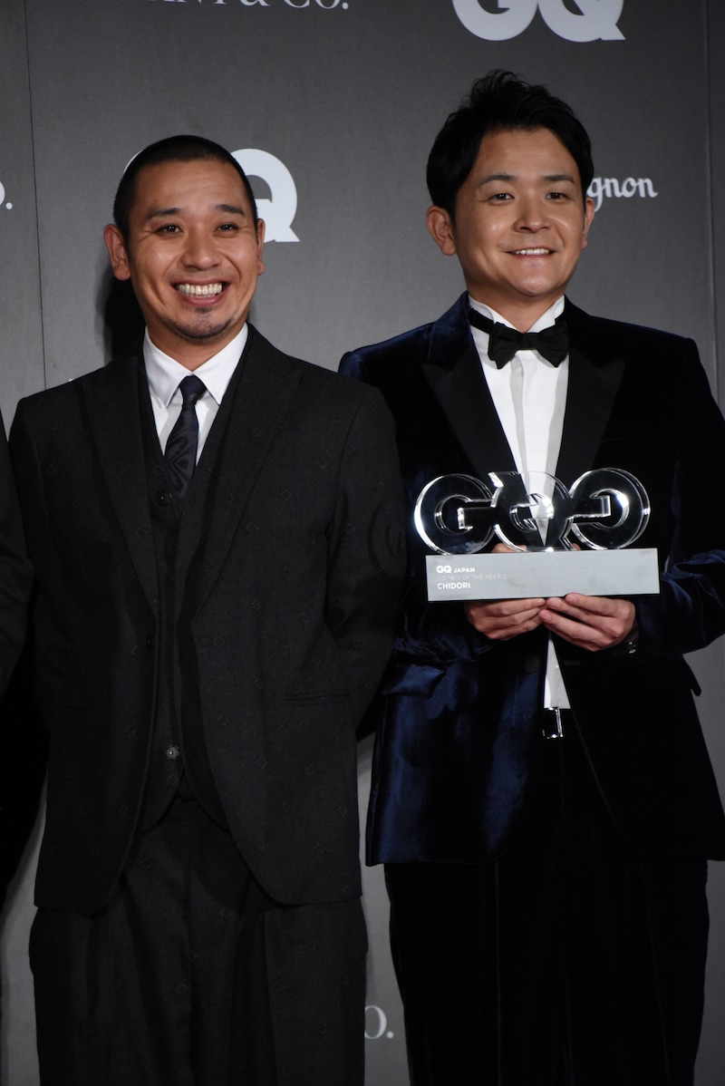 「GQ MEN OF THE YEAR 2018」を受賞した千鳥。