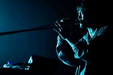 井口理（Vo, Key）（撮影：上飯坂一）