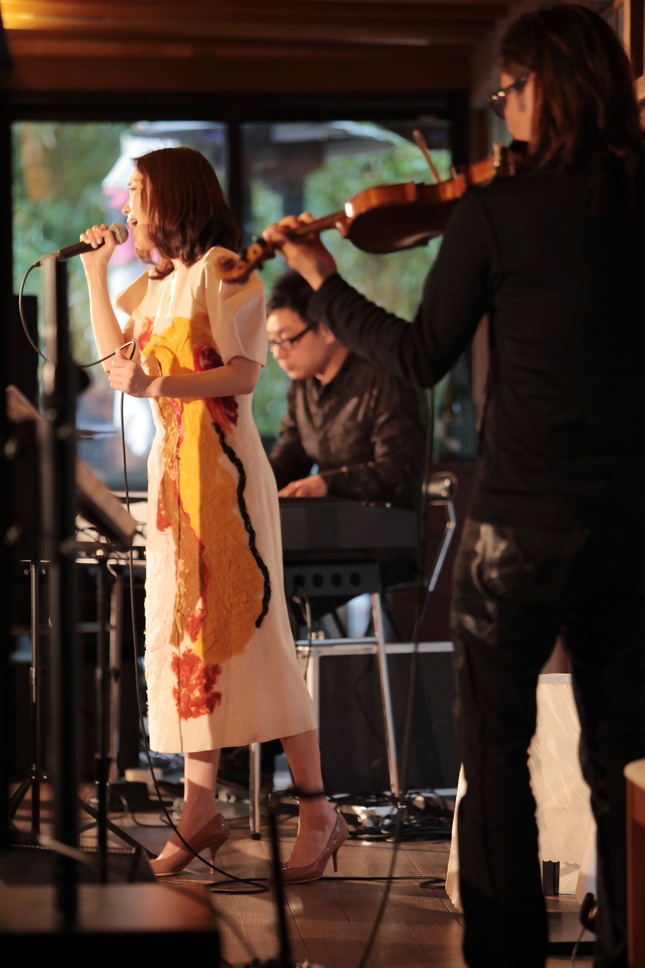 Rによるライブの様子。（写真撮影：@booyon[ぶーやん]）