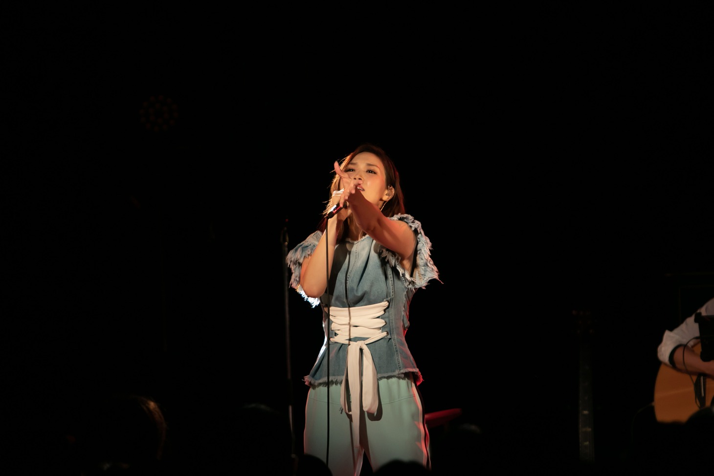 Rによるライブの様子。（写真撮影：@booyon[ぶーやん]）