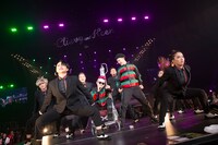 「C&K 10周年記念ワンマンライブ 超無謀な挑戦状～10周年だョ！全員集合～ in 横浜アリーナ」の様子。