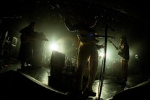 「MONO NO AWARE『AHA』リリースツアー『OHO』」東京・LIQUIDROOM公演の様子。（撮影：石崎祥子）