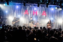 「MONO NO AWARE『AHA』リリースツアー『OHO』」東京・LIQUIDROOM公演の様子。（撮影：石崎祥子）