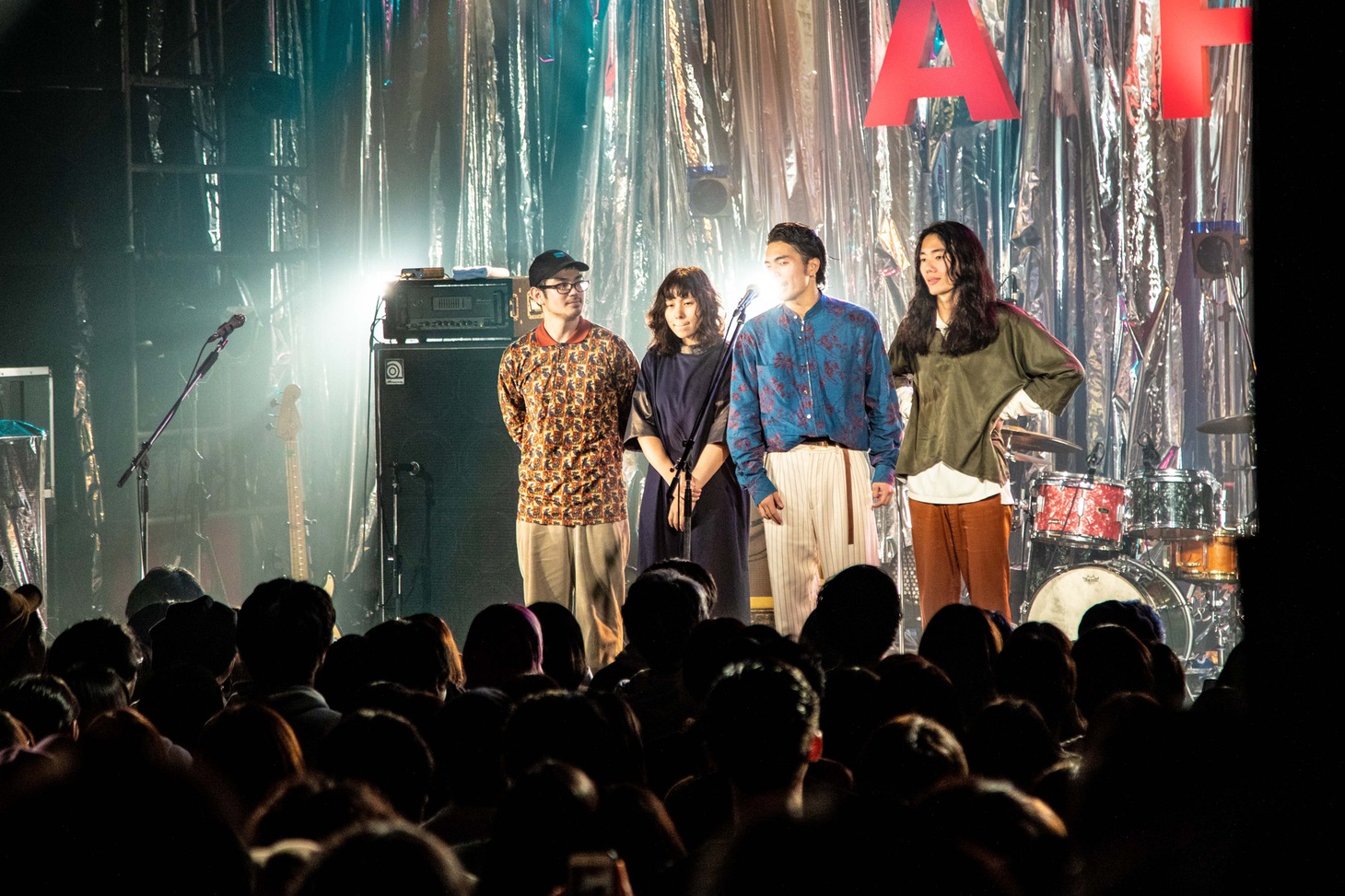 「MONO NO AWARE『AHA』リリースツアー『OHO』」東京・LIQUIDROOM公演の様子。（撮影：石崎祥子）