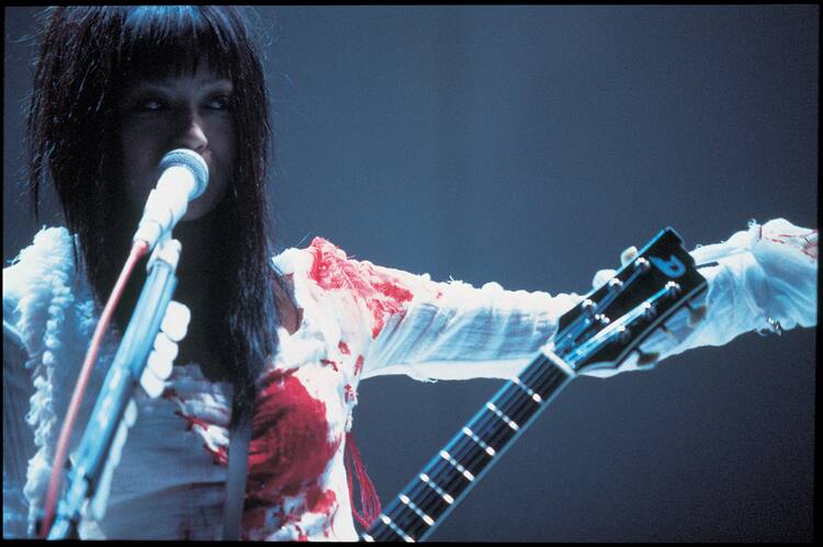 椎名林檎のライブ映像8作品をノーカットでテレビ初オンエア - 音楽ナタリー