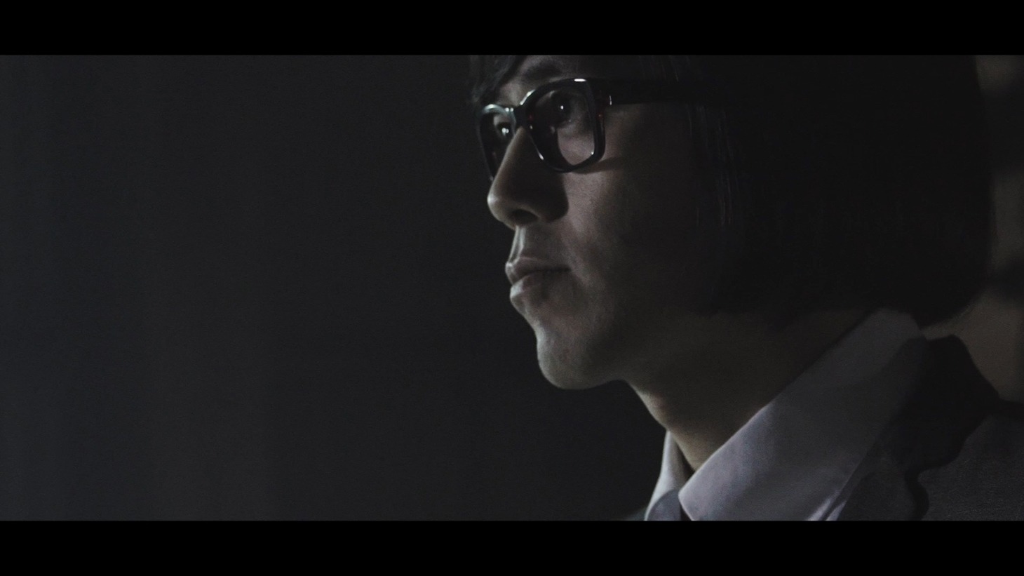 アーバンギャルド「少女元年」ミュージックビデオのワンシーン。
