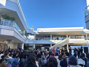 CUBERS「5th SG『SHOOTING STAR』発売記念～Let's start it. It's TOUR～」神奈川・たまプラーザテラス ゲートプラザ1F フェスティバルコート公演の様子。（撮影：牛島康介）