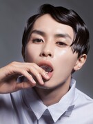 「NYLON guys JAPAN TAKUYA STYLE BOOK」より。（写真提供：SDR）