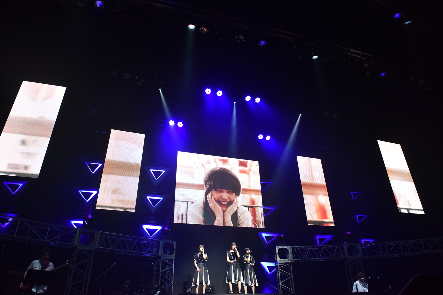 Negicco「relive MY COLOR」の様子。