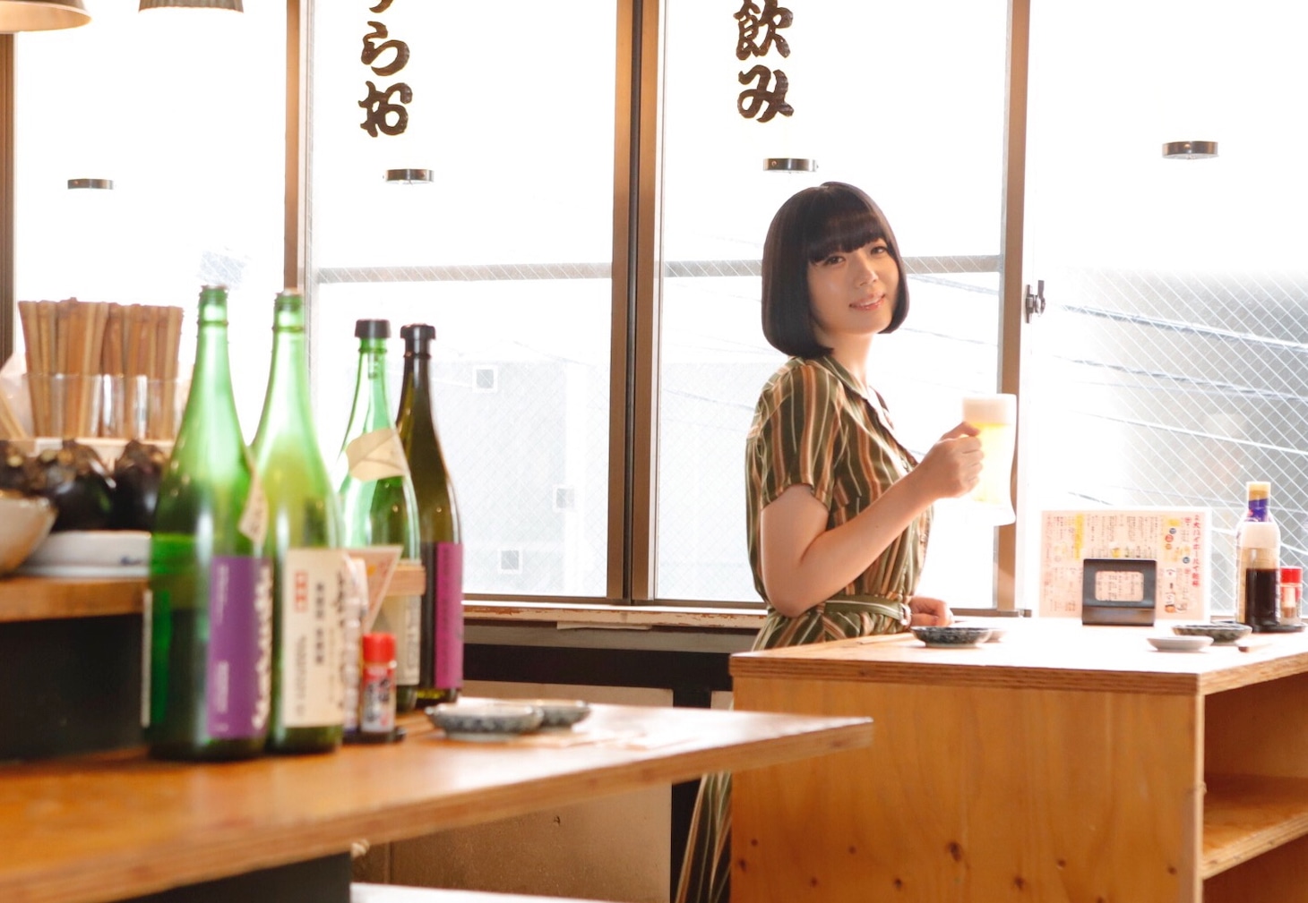 「夢眠ねむのまどろみのれん酒」ビジュアル (c)VAP・BS日テレ