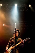 三浦弦太（Vo, G / LUCCI）（Photo by Akira"TERU"Sugihara）