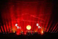 Suchmos「Suchmos THE LIVE YOKOHAMA」神奈川・横浜アリーナ公演の様子。（Photo by Kayo Sekiguchi）