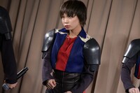 BiSH「stereo future」披露時のモモコグミカンパニー。