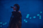 Maison book girl「Solitude Hotel 6F yoru」より、矢川葵。(撮影:稲垣謙一)