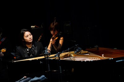 松下奈緒コンサート「prime nights ～2018」の様子。