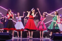 「天神でフィーバー Part III」よりHKT48。(c)AKS