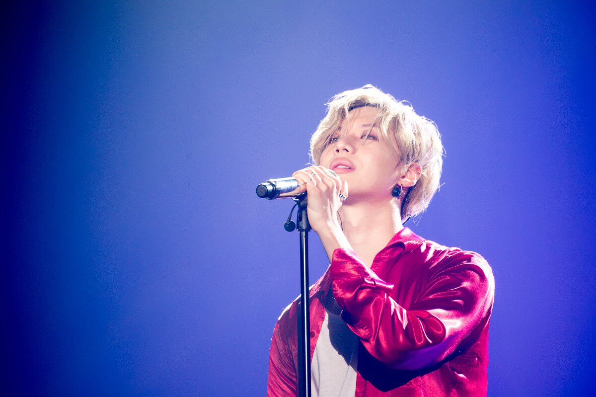 TAEMIN Japan 1st TOUR ～SIRIUS～」の様子。（Photo by Takeshi Yao