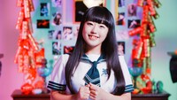 KOTO「タイガーファイヤーサイバーファイター」ミュージックビデオのワンシーン。