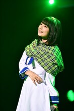 高野麻里佳が演じる月鈴白奈。